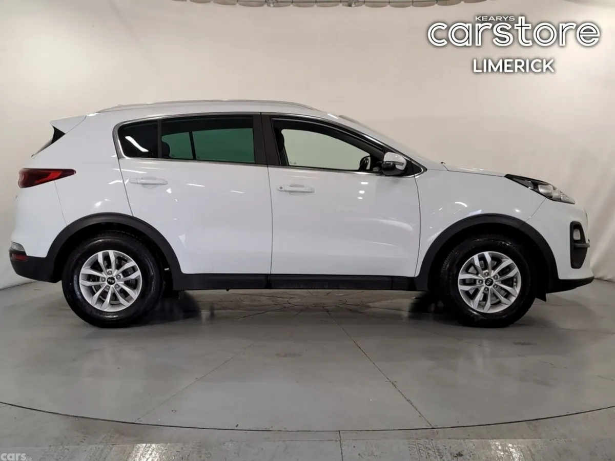 Kia Sportage SUV, Diesel Hybrid, 2021, White