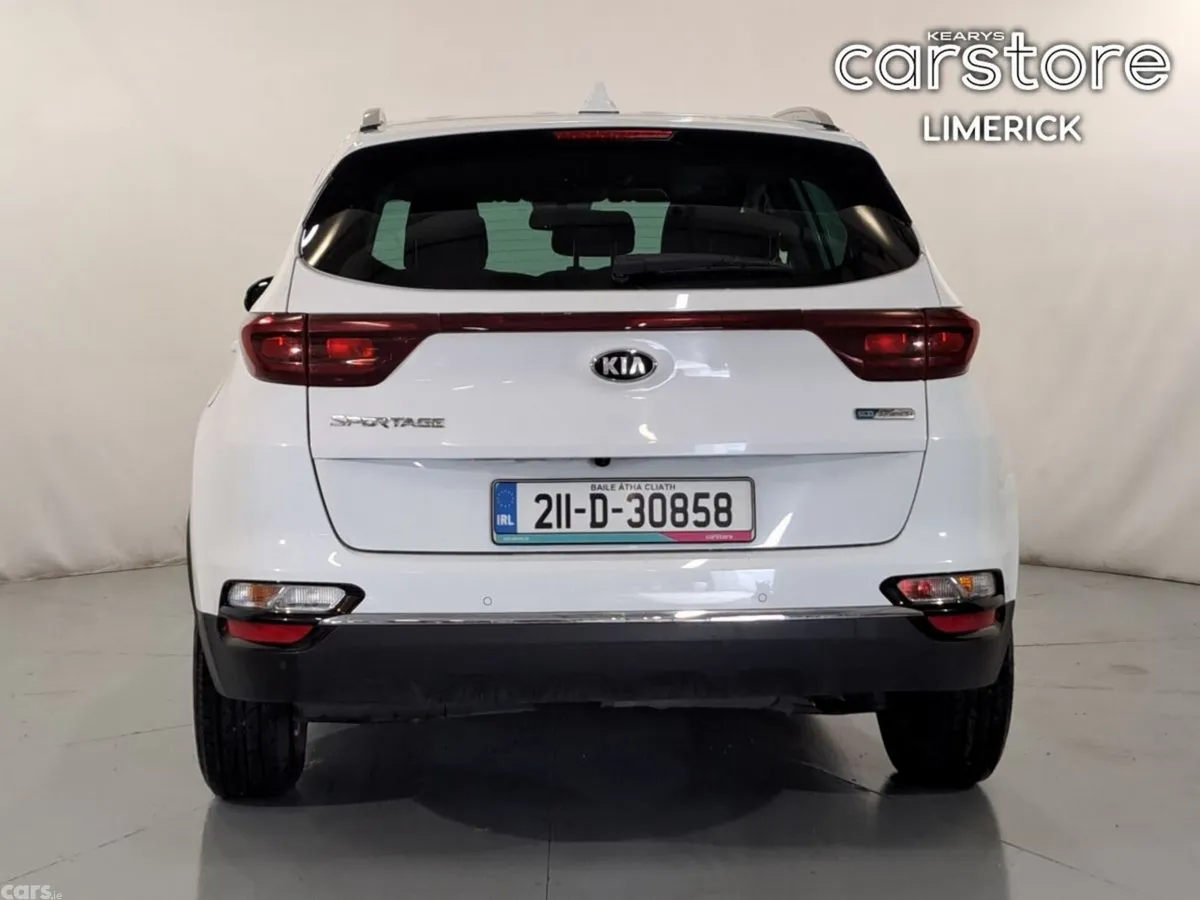 Kia Sportage SUV, Diesel Hybrid, 2021, White