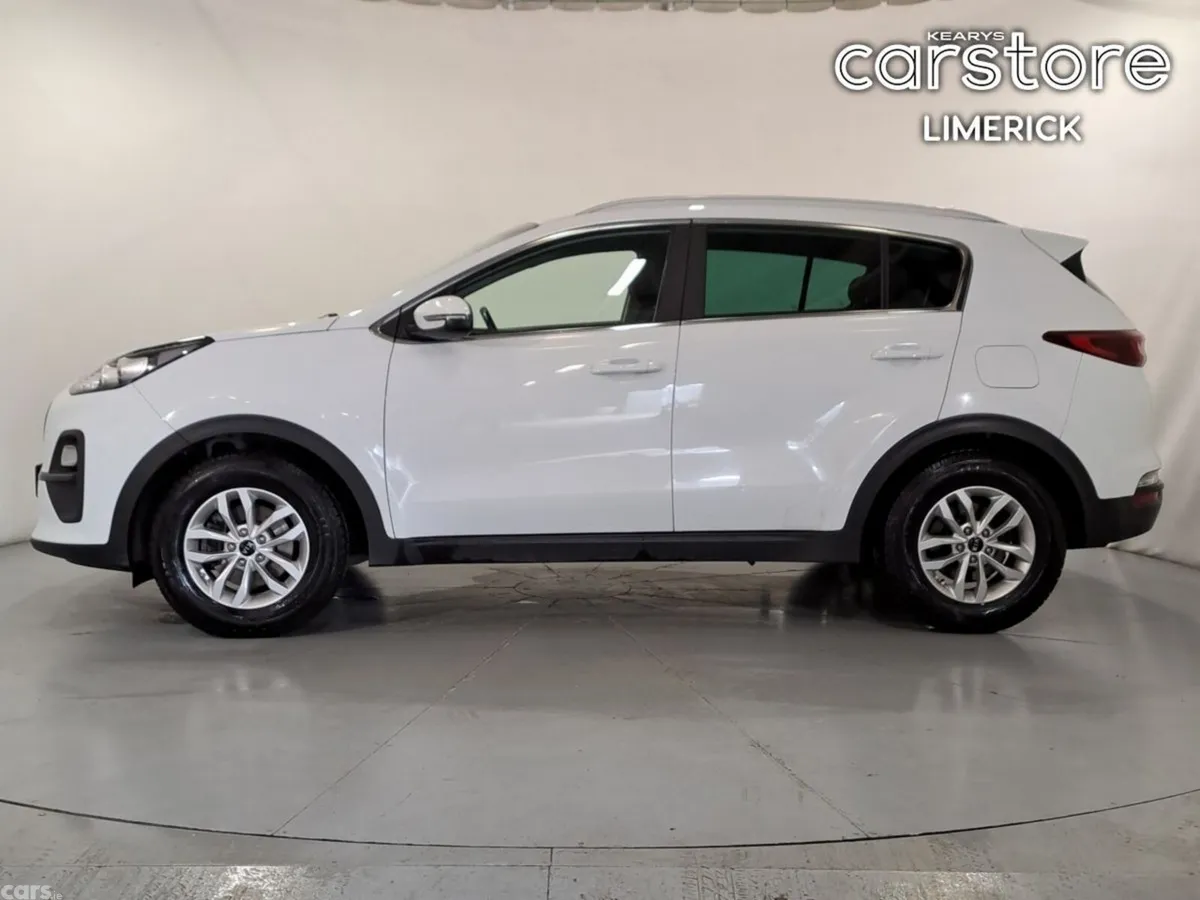 Kia Sportage SUV, Diesel Hybrid, 2021, White