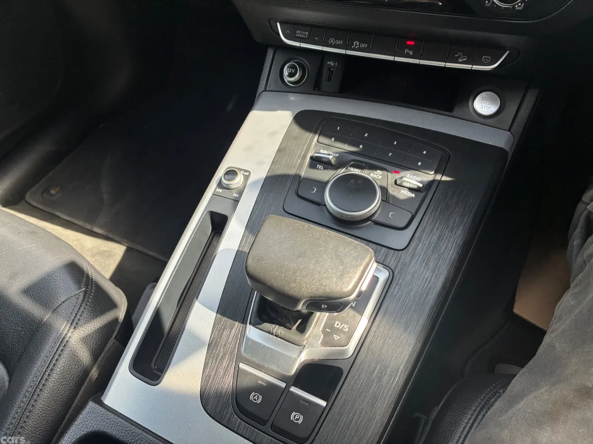 Audi Q5 SUV, Diesel, 2020, Grey