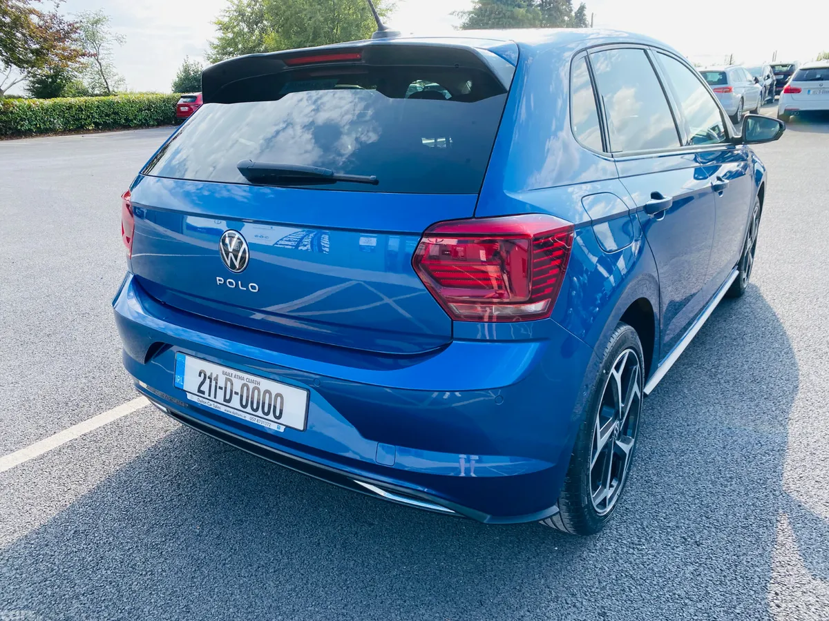 Volkswagen Polo Hatchback, Petrol, 2021, Blue