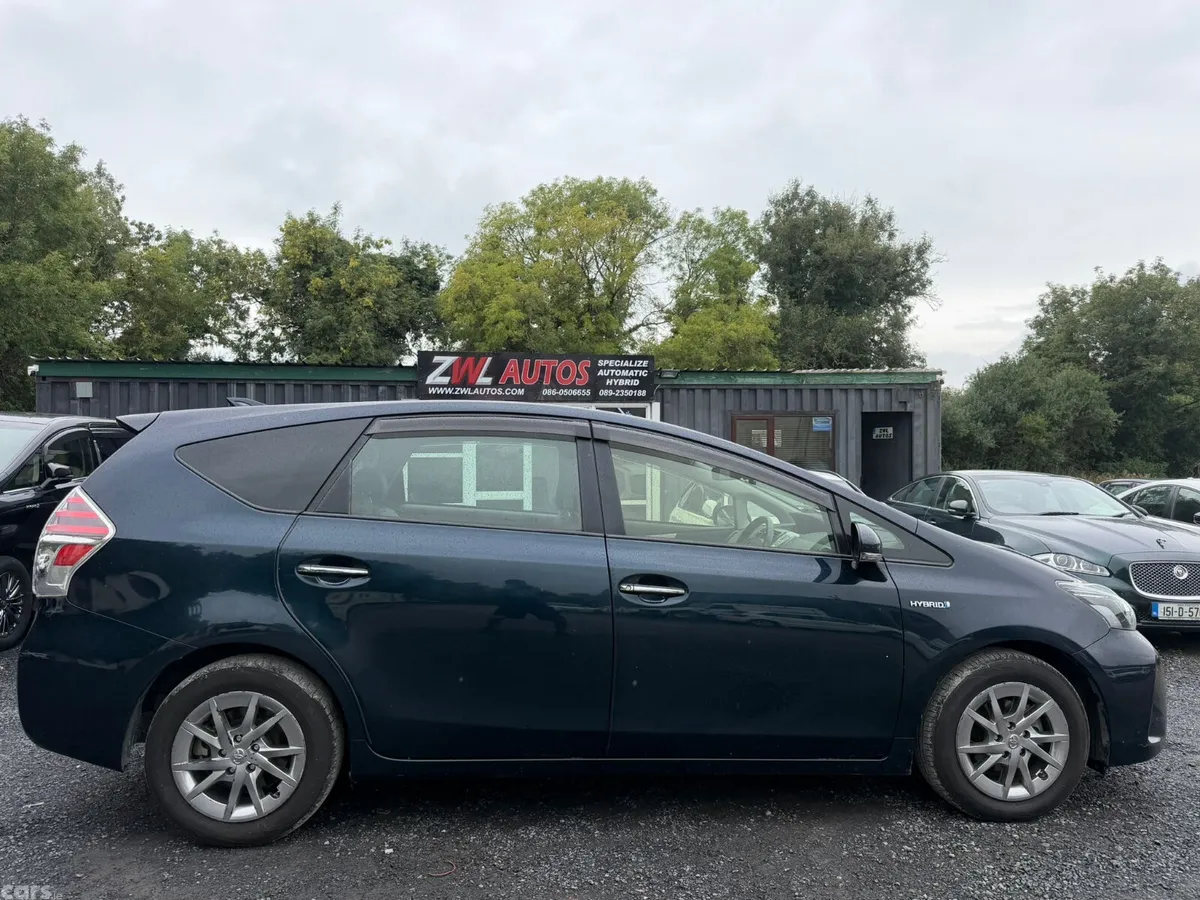Toyota Prius Hatchback, Petrol Hybrid, 2018, Blue