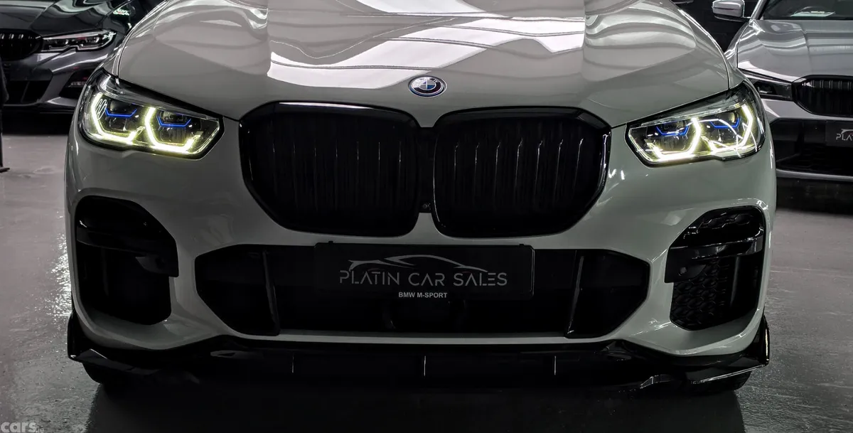 BMW X5 SUV, Petrol Plug-in Hybrid, 2022, White