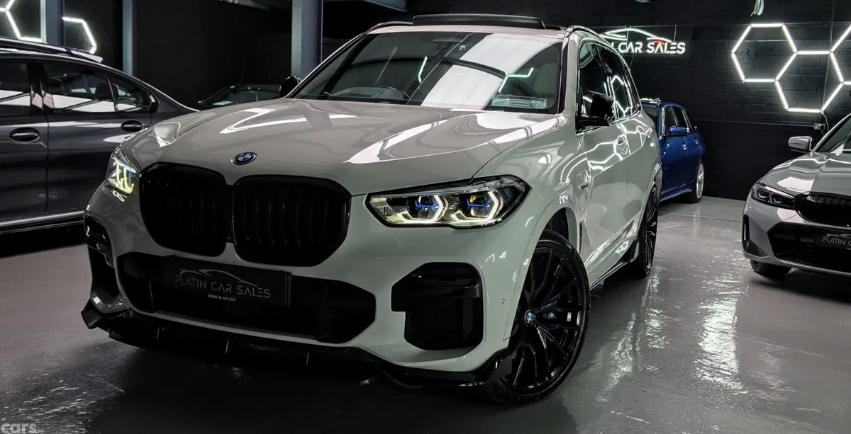 BMW X5 SUV, Petrol Plug-in Hybrid, 2022, White