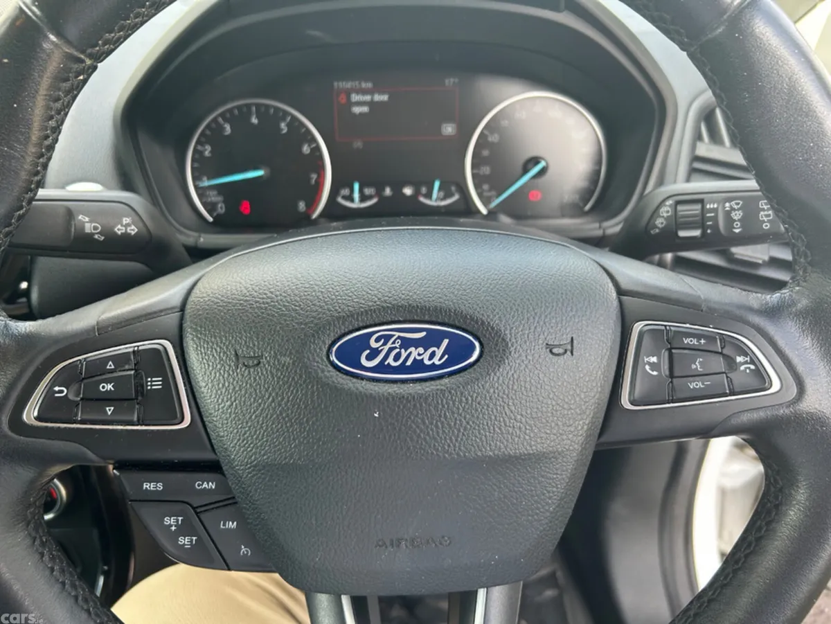 Ford EcoSport Hatchback, Petrol, 2019, White