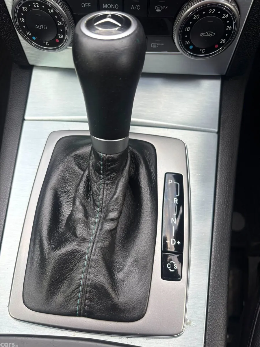 Mercedes-Benz C-Class Saloon, Petrol, 2009, Silver