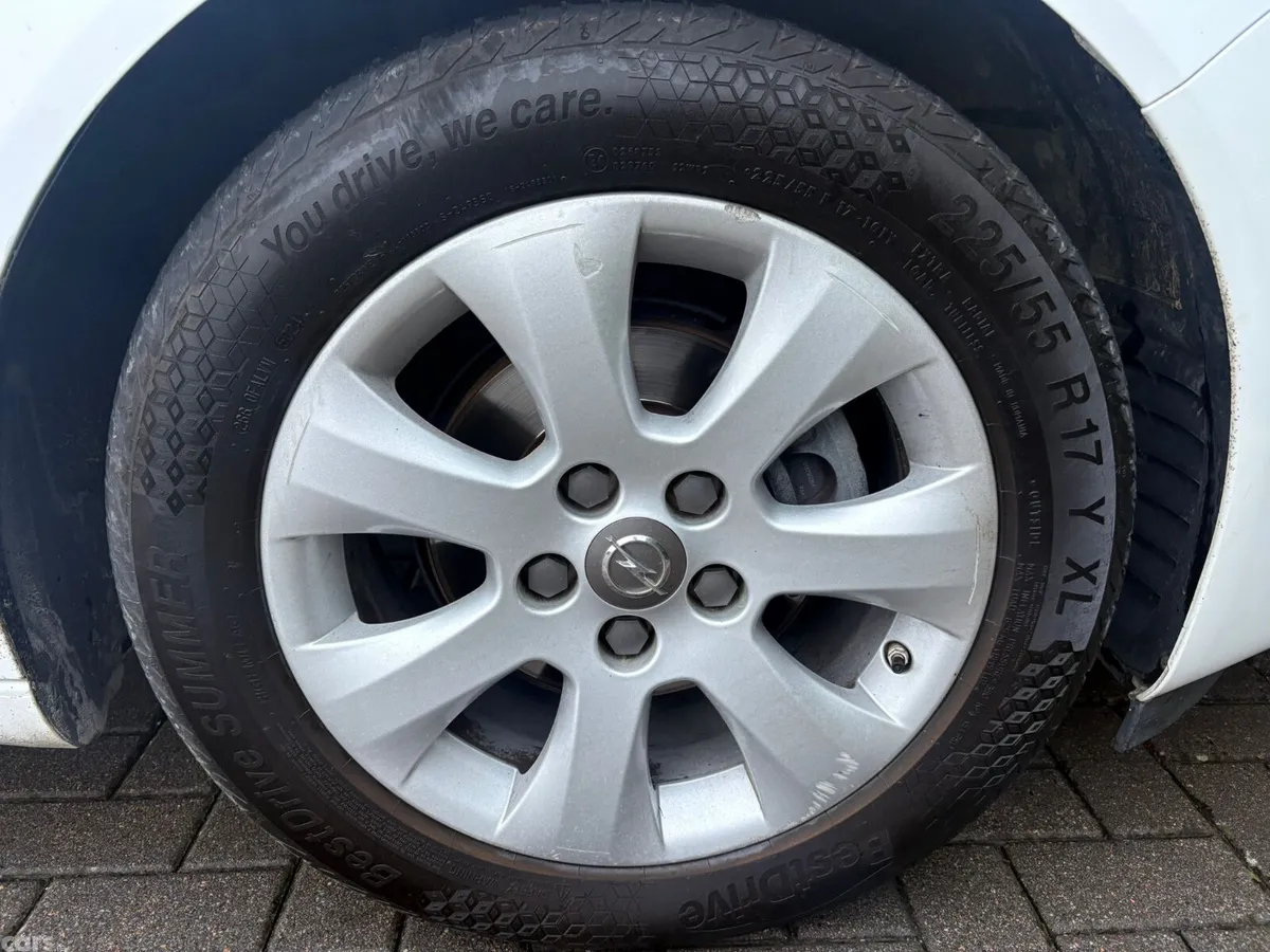 Opel Insignia Saloon, Diesel, 2016, White