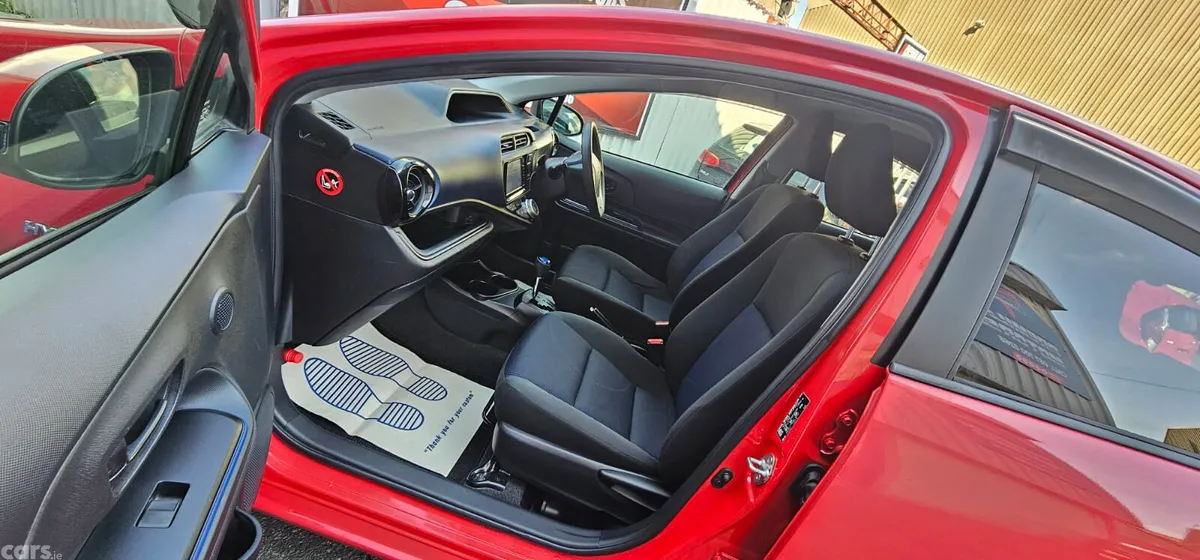 Toyota Aqua Hatchback, Petrol Hybrid, 2015, Red
