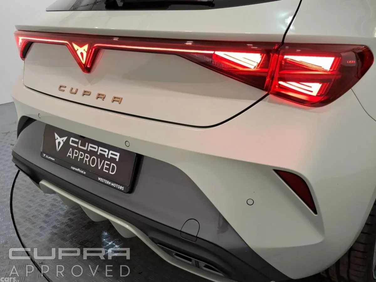 Cupra Leon Hatchback, Petrol, 2025, Grey