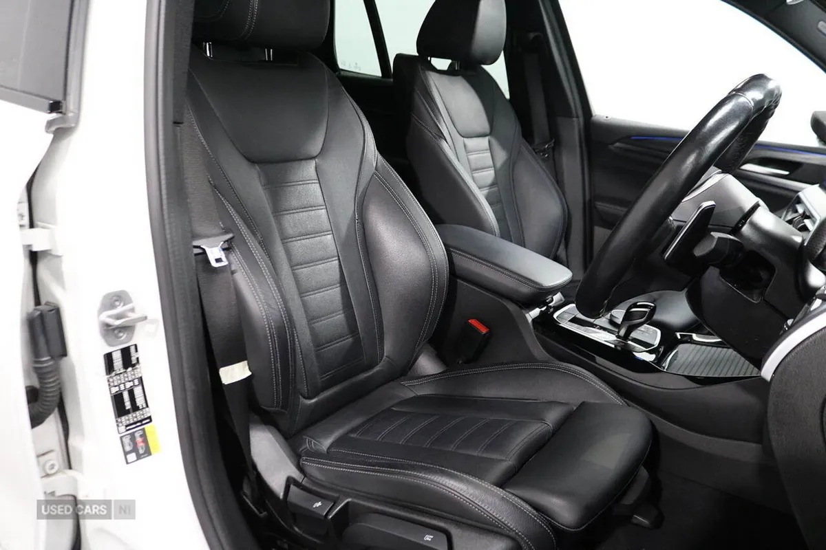BMW X3 SUV, Petrol Hybrid, 2022, White