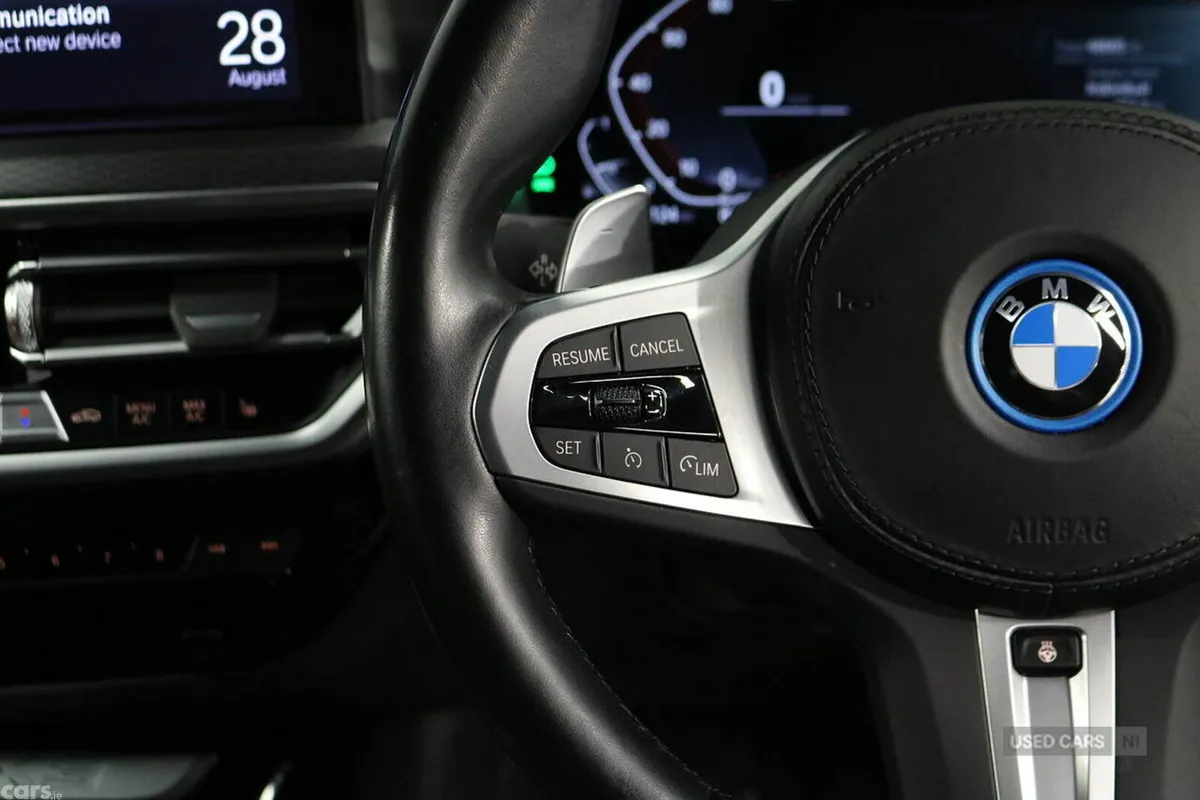 BMW X3 SUV, Petrol Hybrid, 2022, White