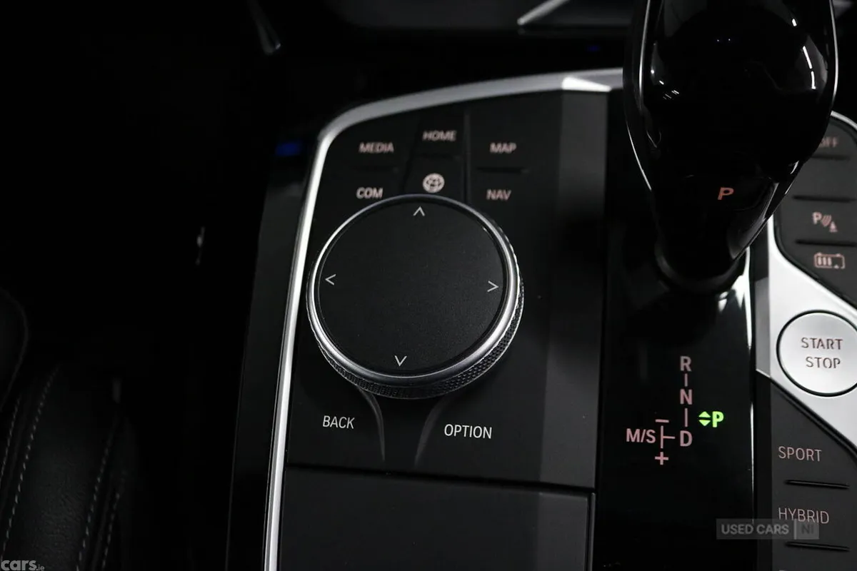 BMW X3 SUV, Petrol Hybrid, 2022, White
