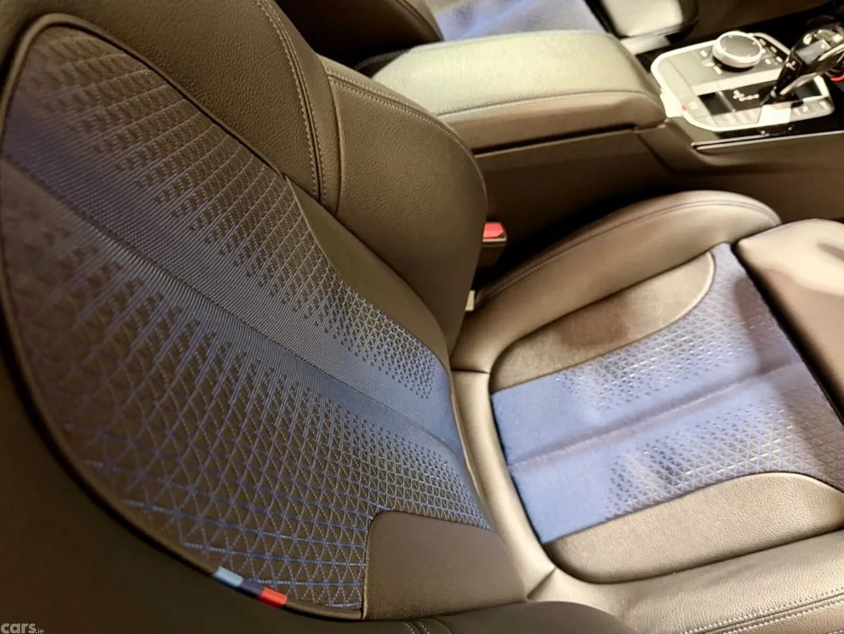BMW 2-Series Hatchback, Diesel, 2021, Black