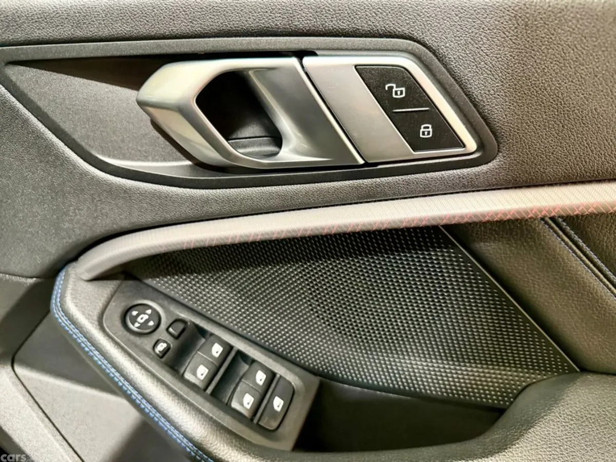 BMW 2-Series Hatchback, Diesel, 2021, Black