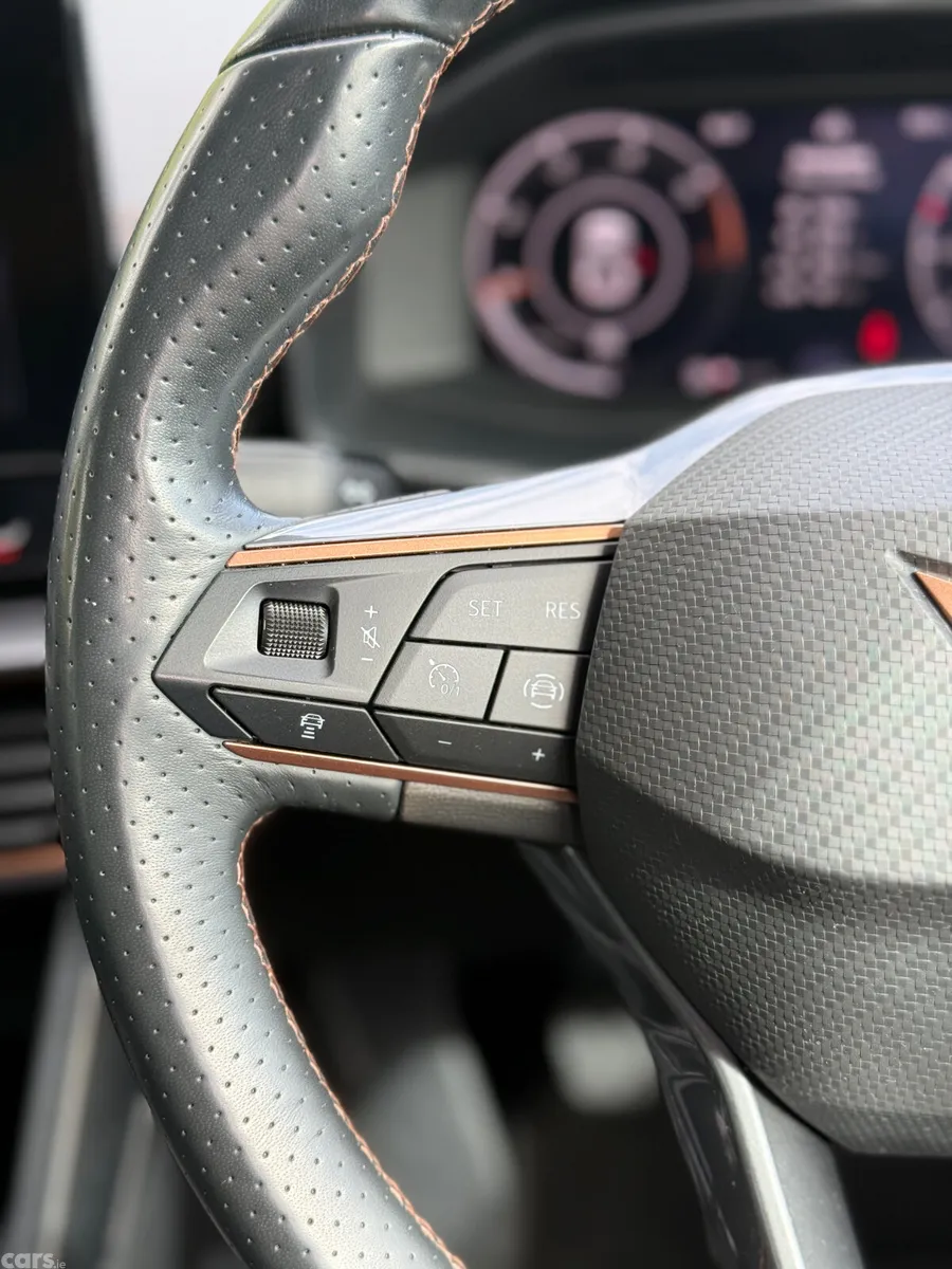 Cupra Formentor Hatchback, Diesel, 2022, Green