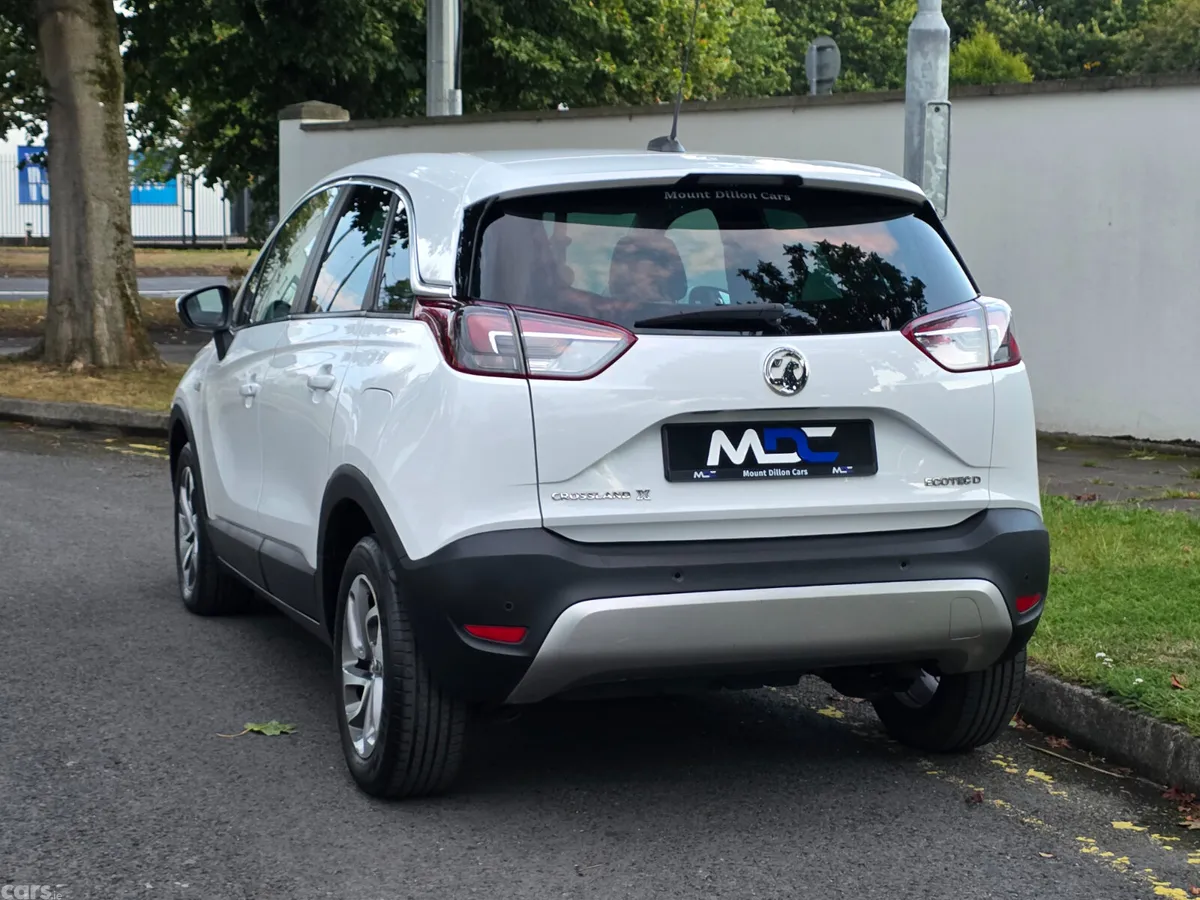 Vauxhall Crossland X Hatchback, Diesel, 2019, White