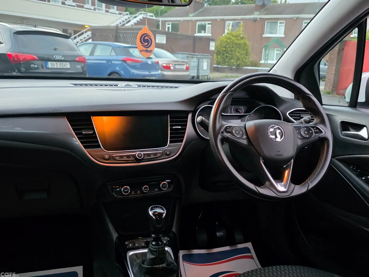 Vauxhall Crossland X Hatchback, Diesel, 2019, White