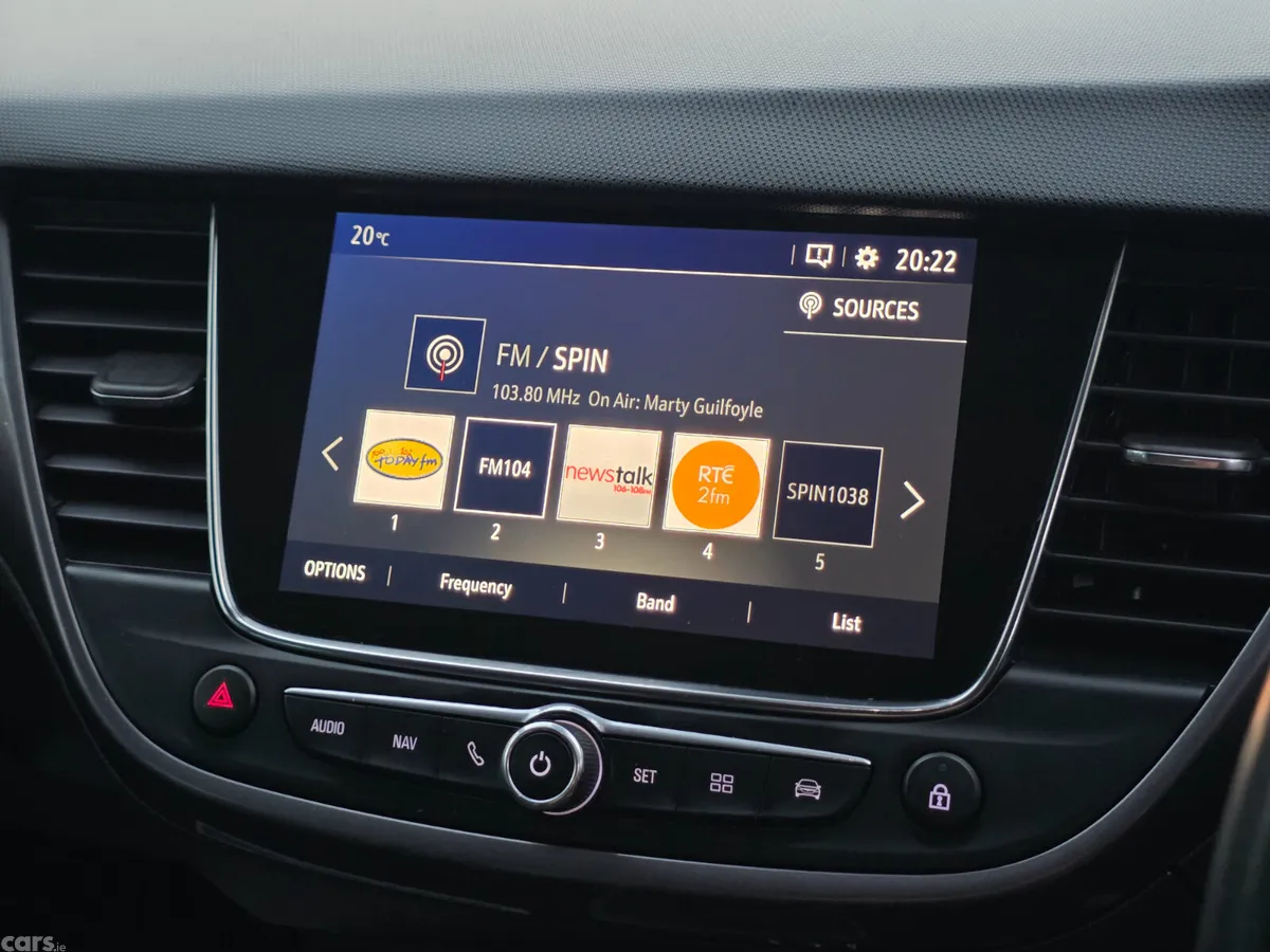 Vauxhall Crossland X Hatchback, Diesel, 2019, White