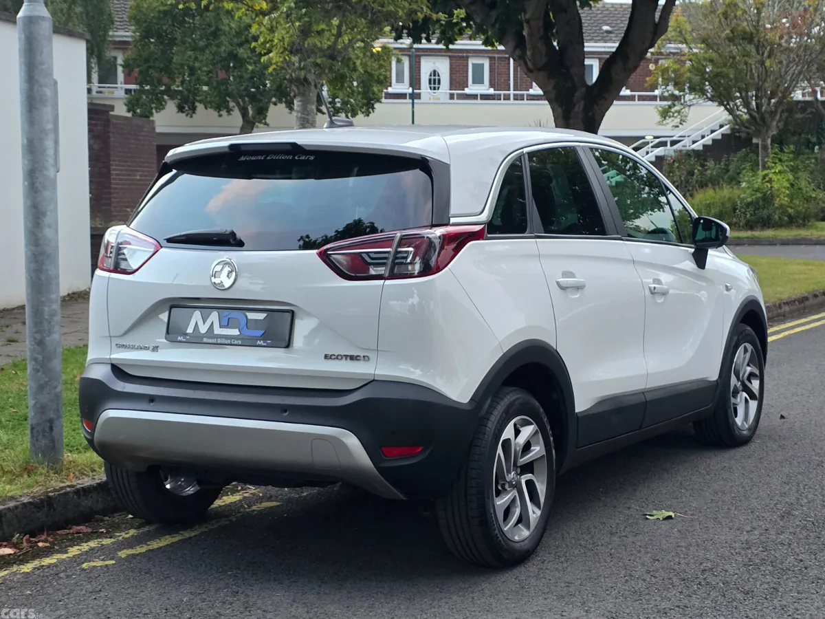 Vauxhall Crossland X Hatchback, Diesel, 2019, White