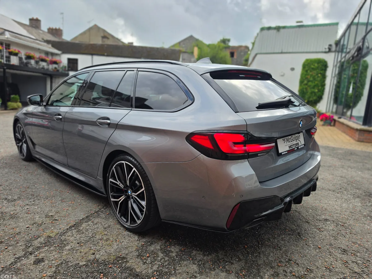 BMW 5-Series Estate, Diesel, 2022, Grey