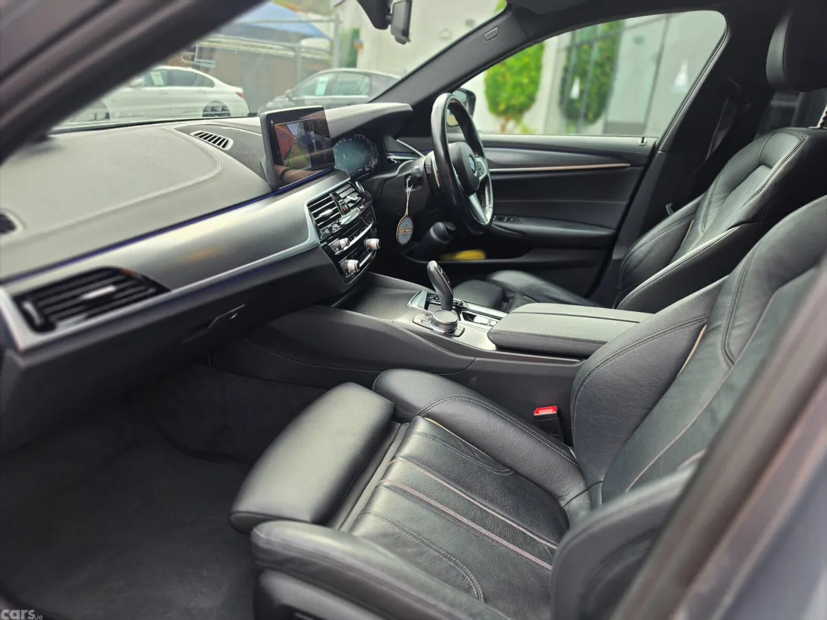 BMW 5-Series Estate, Diesel, 2022, Grey