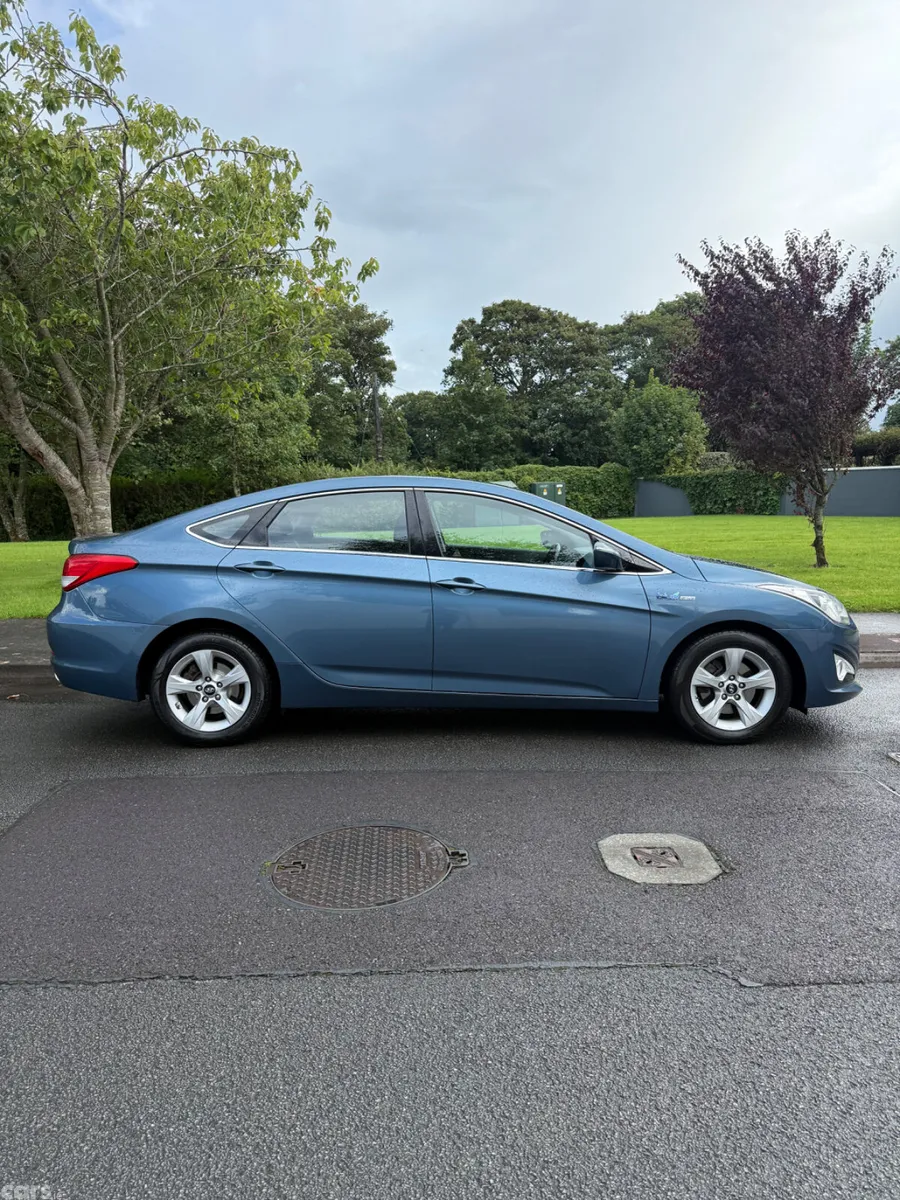 Hyundai i40 Saloon, Diesel, 2015, Blue