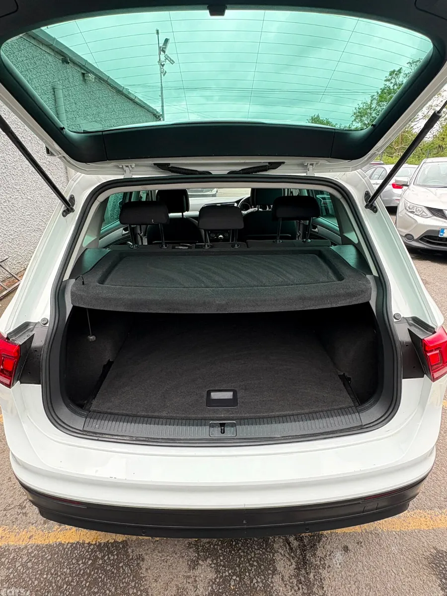 Volkswagen Tiguan SUV, Diesel, 2019, White