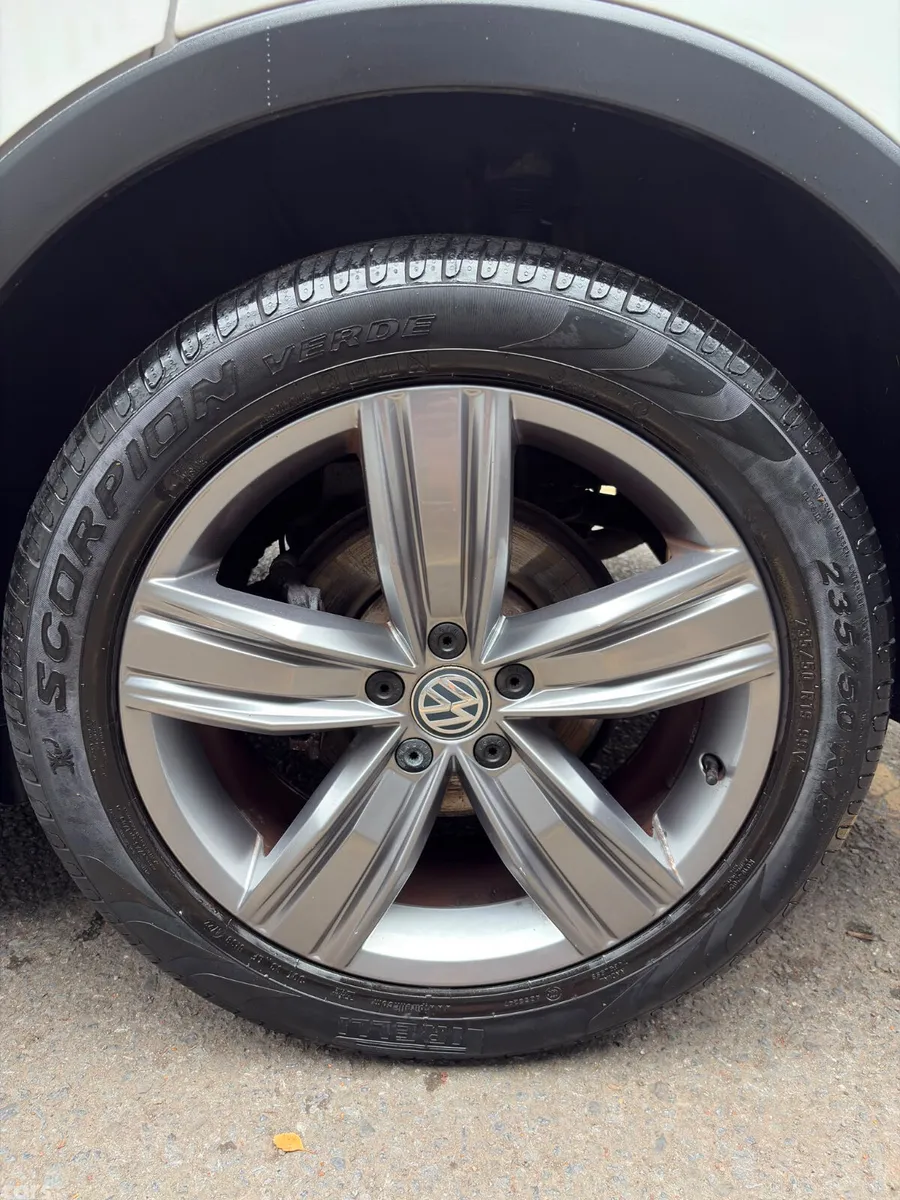Volkswagen Tiguan SUV, Diesel, 2019, White