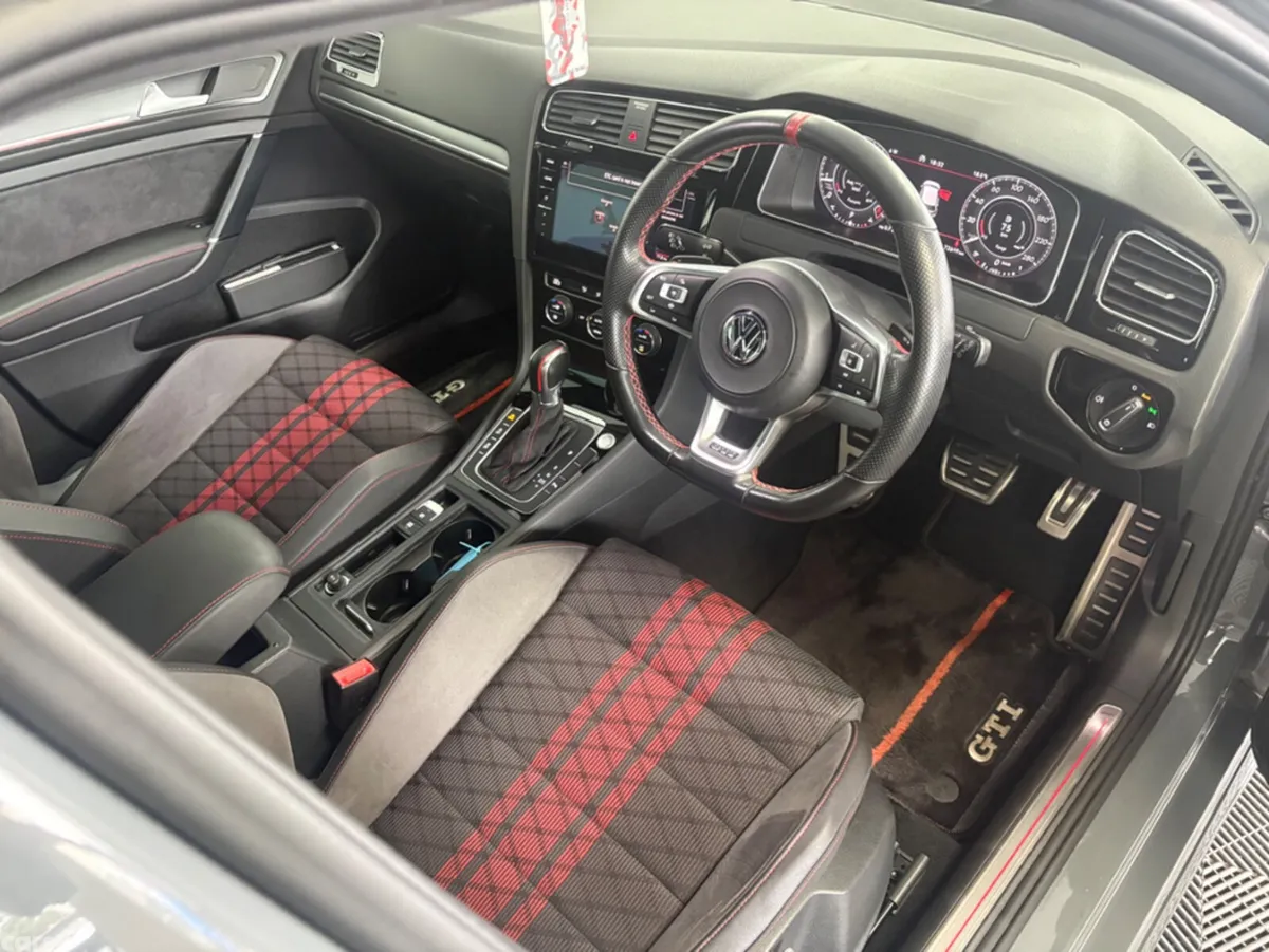 Volkswagen Golf Hatchback, Petrol, 2020, Grey