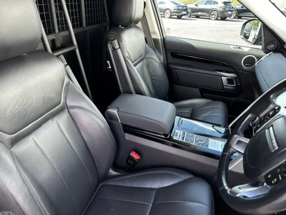 Land Rover Discovery SUV, Diesel, 2019, Black