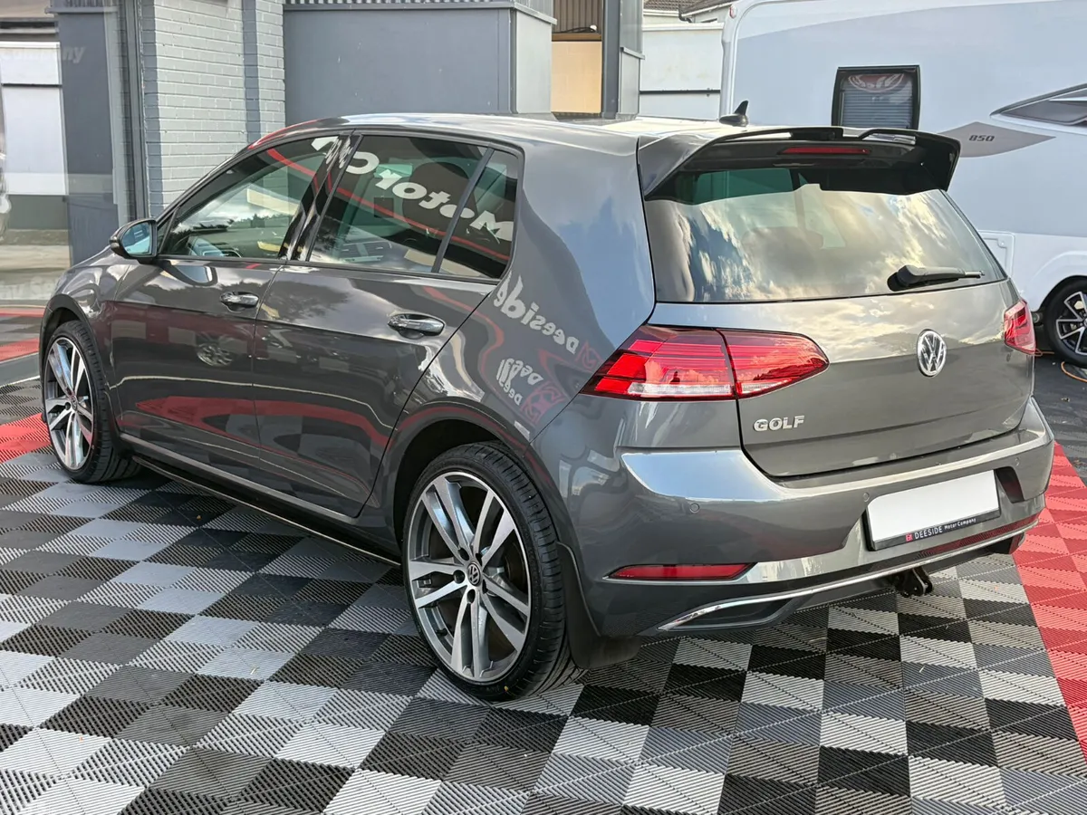 Volkswagen Golf Hatchback, Diesel, 2019, Grey