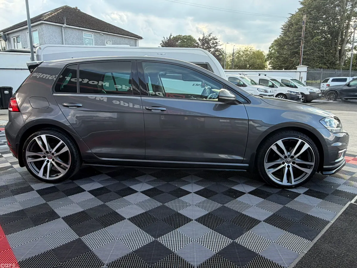Volkswagen Golf Hatchback, Diesel, 2019, Grey