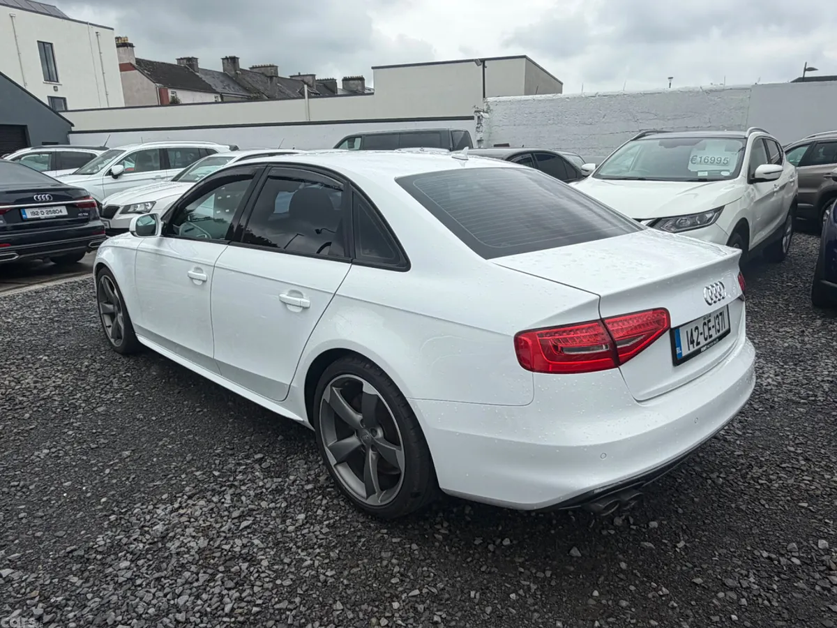 Audi A4 Saloon, Diesel, 2014, White