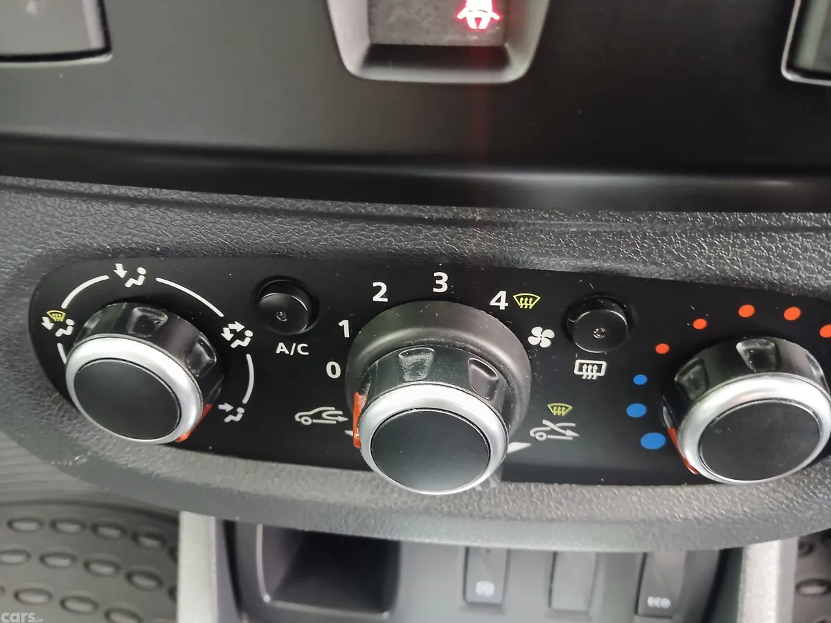 Dacia Duster SUV, Diesel, 2018, Black