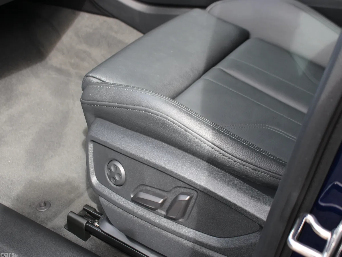 Audi Q5 SUV, Diesel, 2020, Blue
