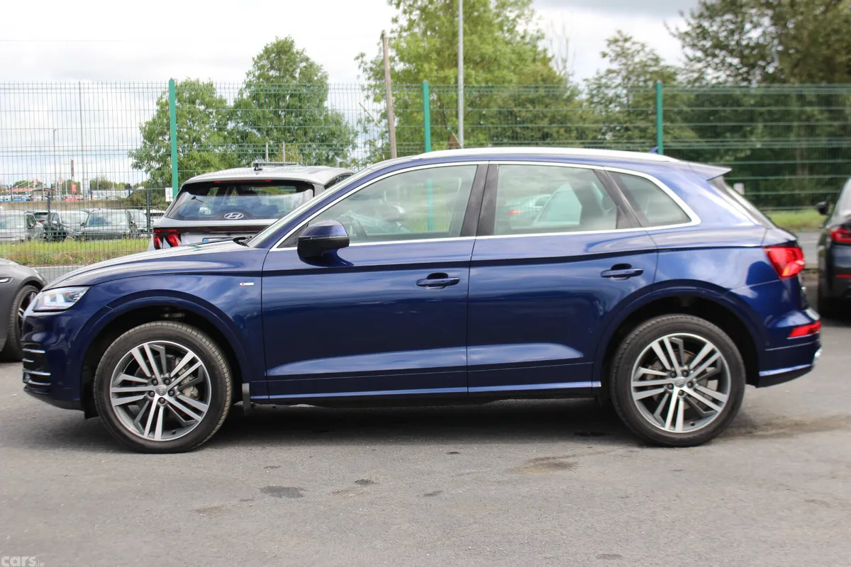 Audi Q5 SUV, Diesel, 2020, Blue