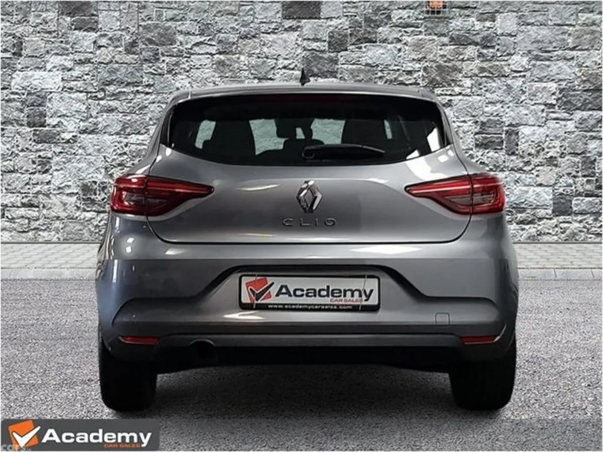 Renault Clio Hatchback, Petrol, 2023, Grey