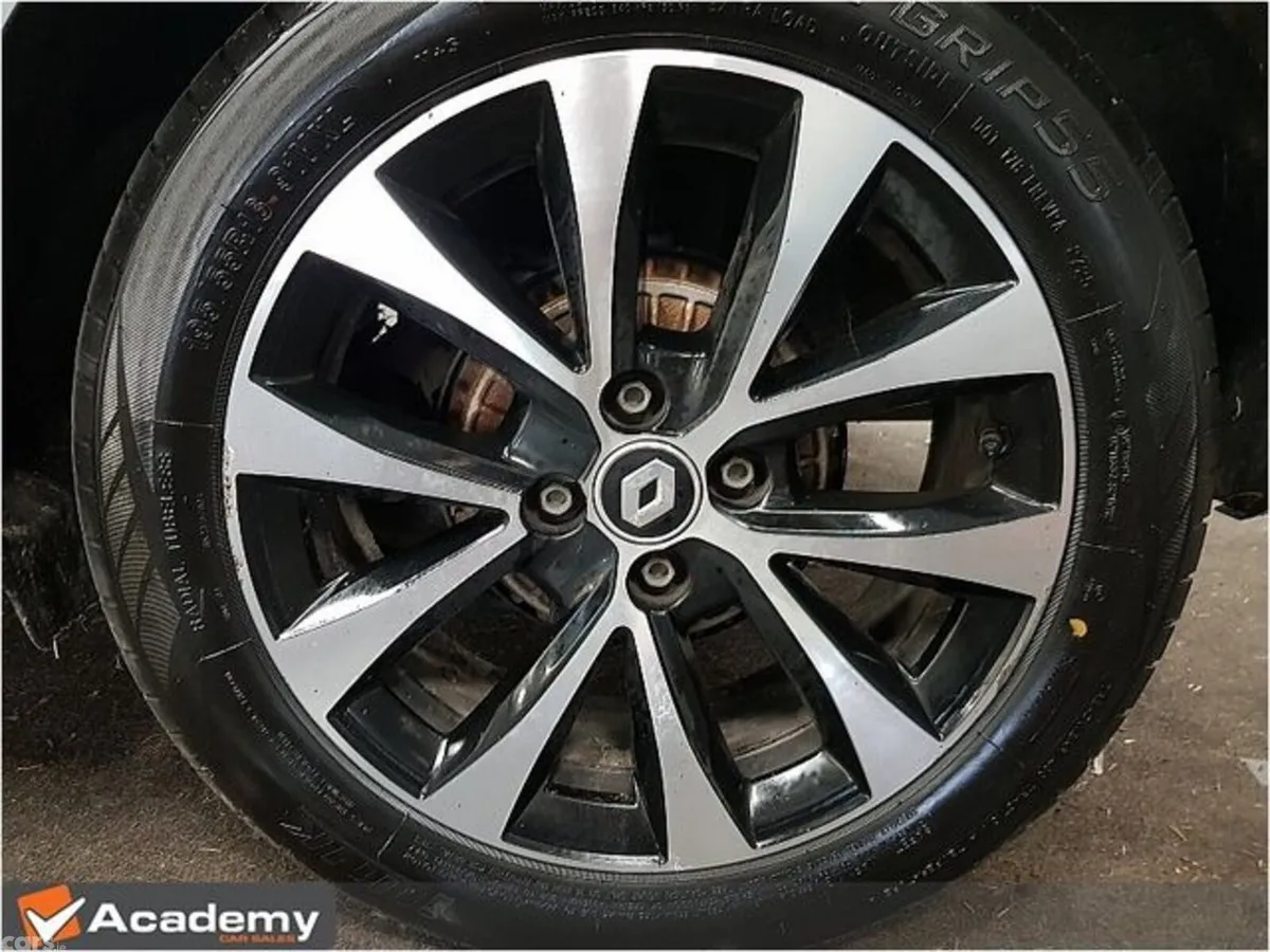 Renault Clio Hatchback, Petrol, 2023, Grey