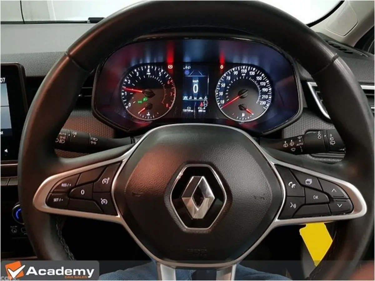 Renault Clio Hatchback, Petrol, 2023, Grey