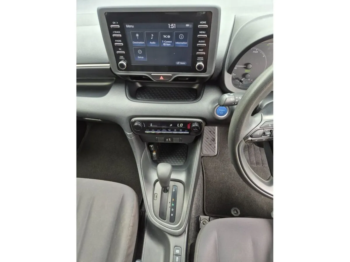 Toyota Yaris Hatchback, Petrol Hybrid, 2022, Brown