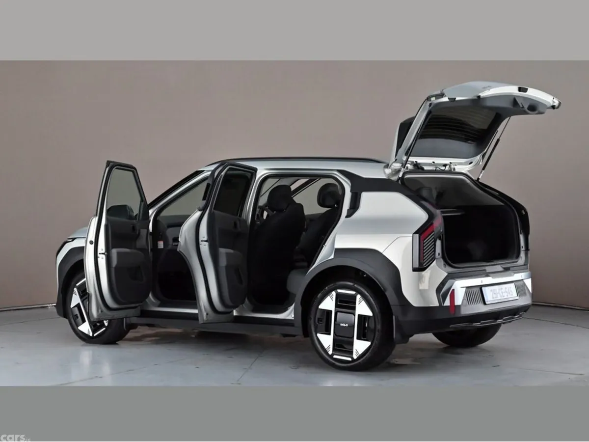 Kia EV3 MPV, Electric, 2025, Grey