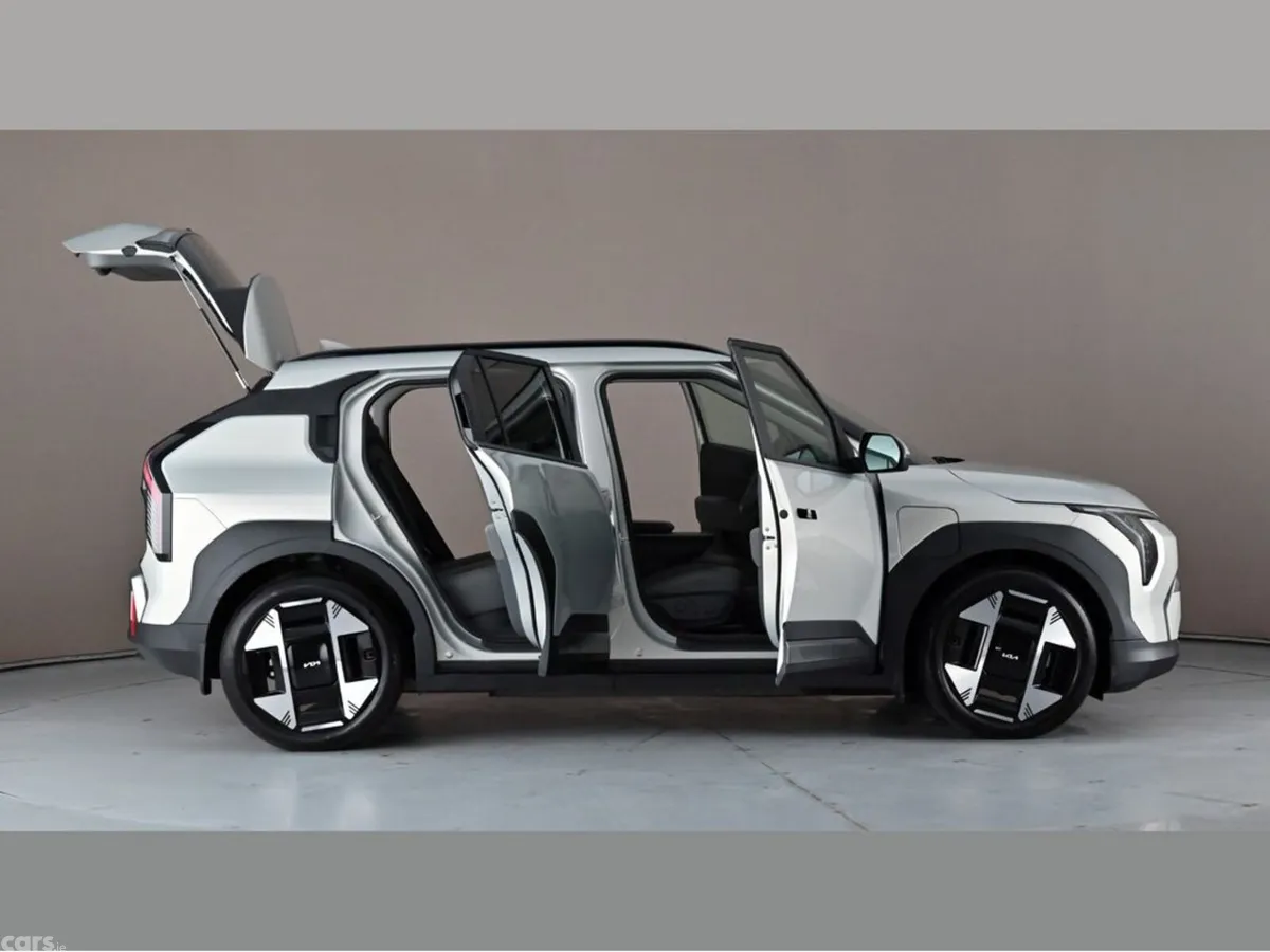 Kia EV3 MPV, Electric, 2025, Grey