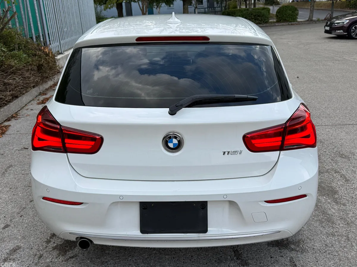 BMW 1-Series Hatchback, Petrol, 2015, White