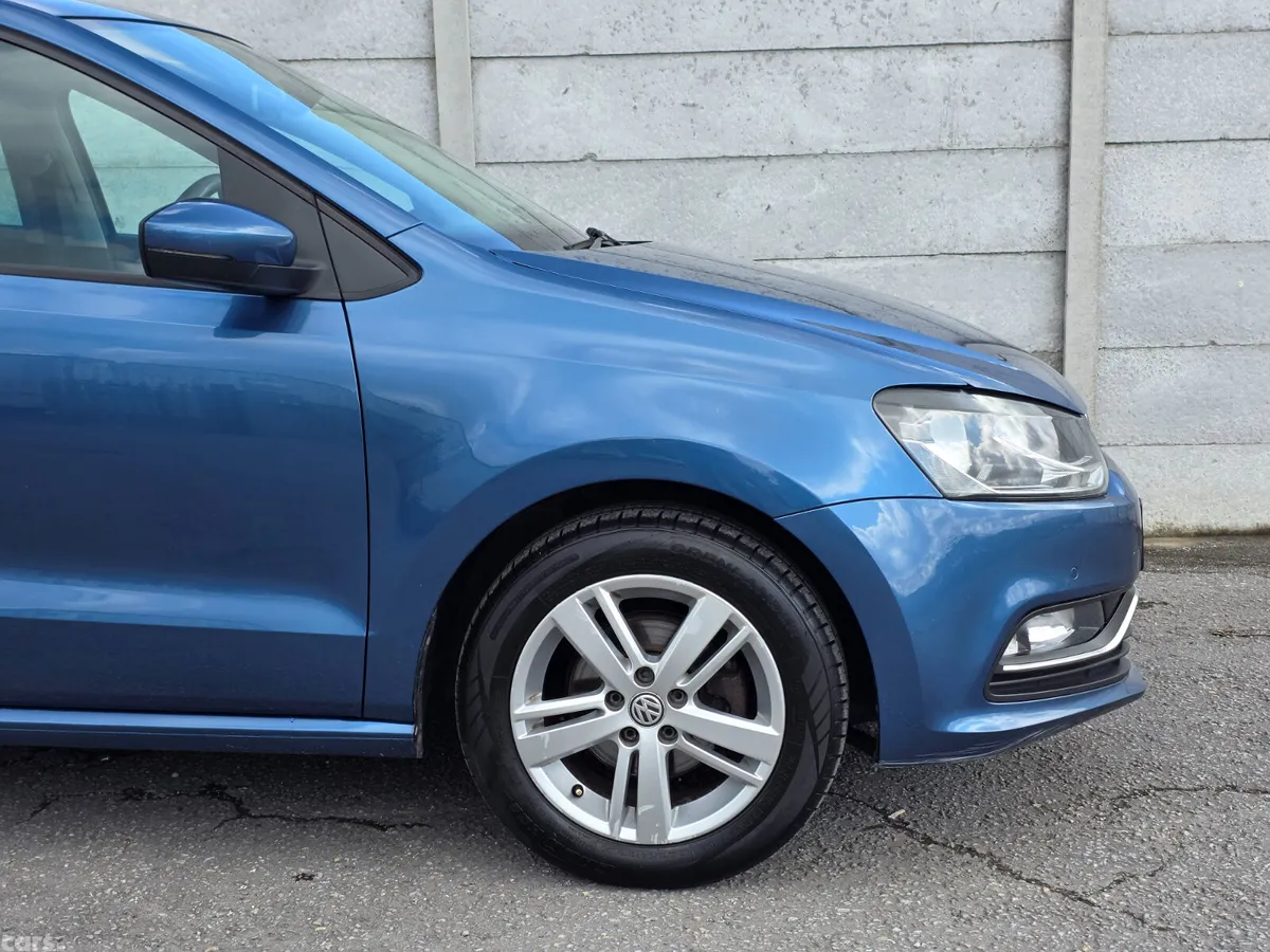 Volkswagen Polo Hatchback, Petrol, 2017, Blue
