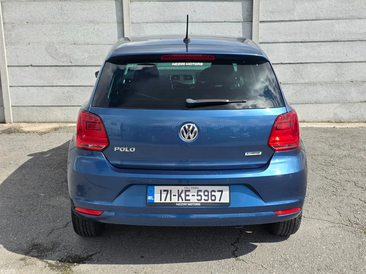 Volkswagen Polo Hatchback, Petrol, 2017, Blue