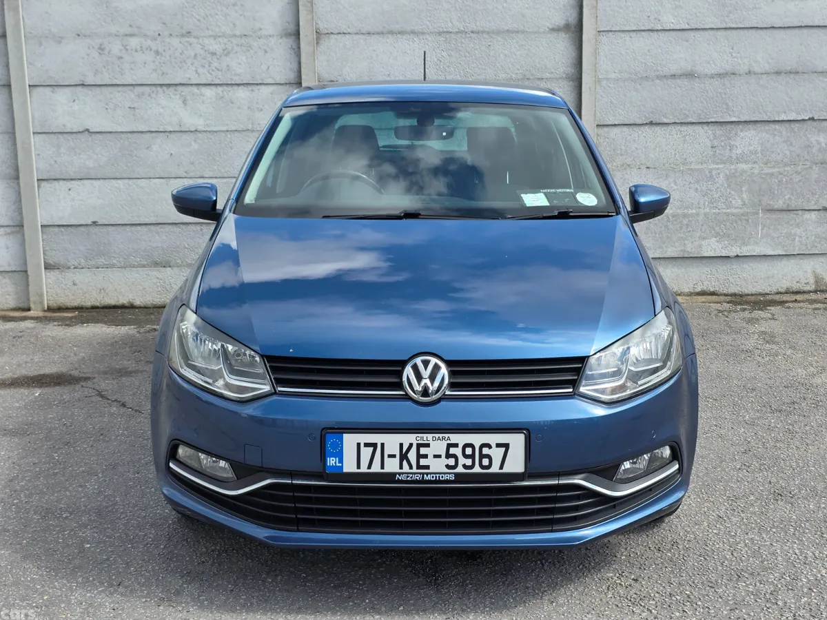 Volkswagen Polo Hatchback, Petrol, 2017, Blue