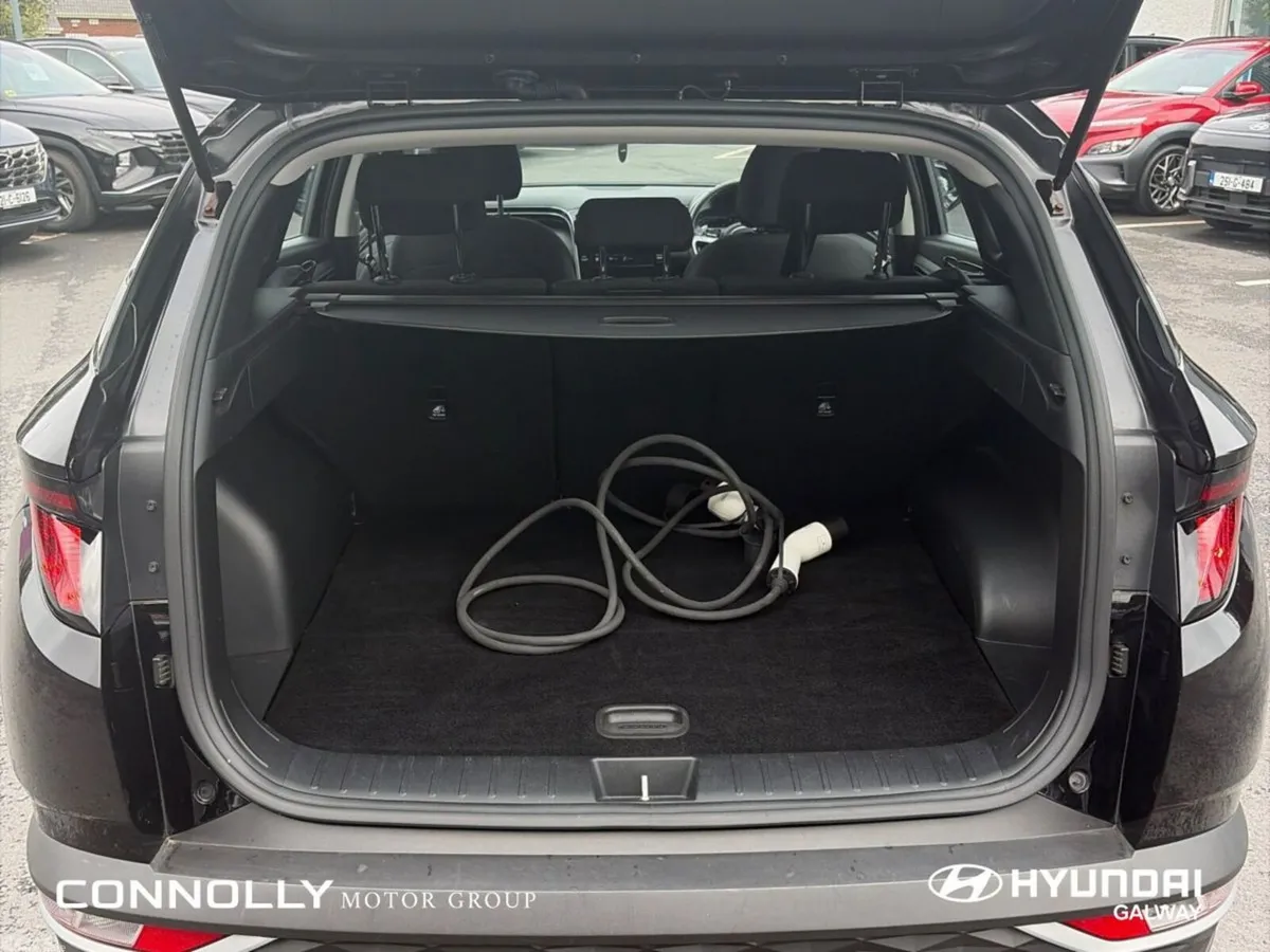 Hyundai Tucson SUV, Petrol Plug-in Hybrid, 2023, Black