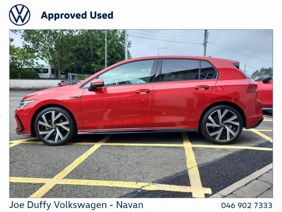 Volkswagen Golf Estate, Petrol, 2023, Red