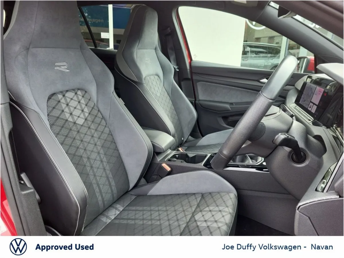 Volkswagen Golf Estate, Petrol, 2023, Red