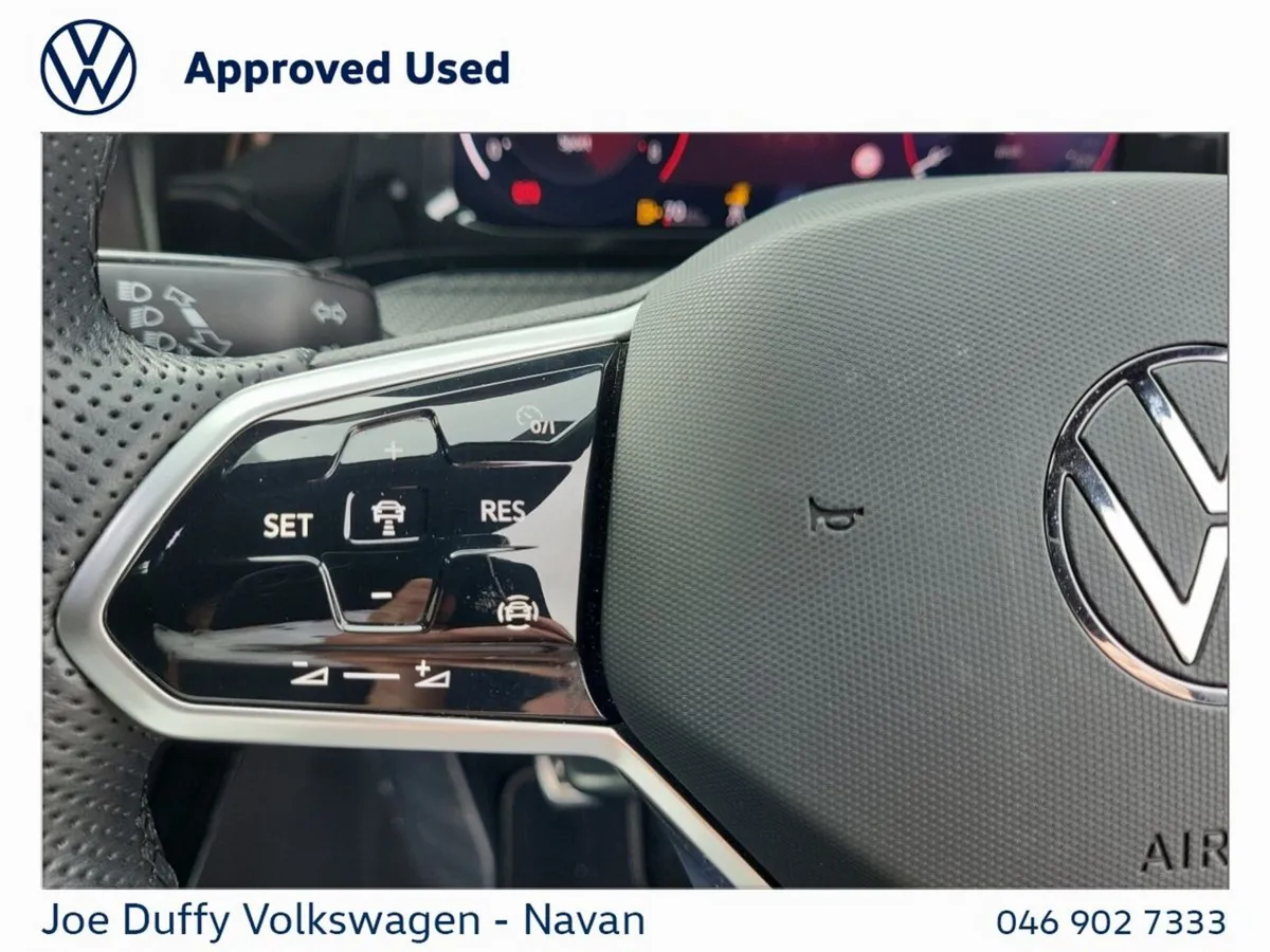 Volkswagen Golf Estate, Petrol, 2023, Red